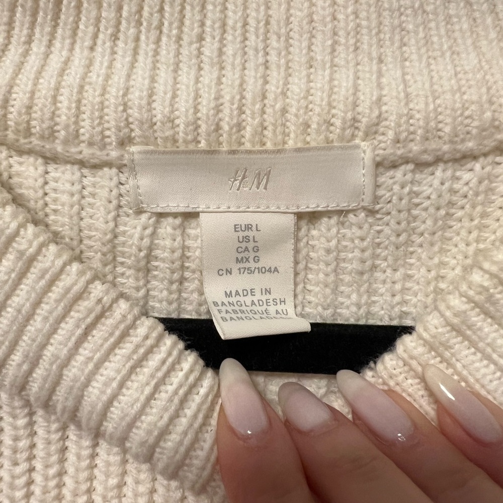 H&M - Picture 2 of 6